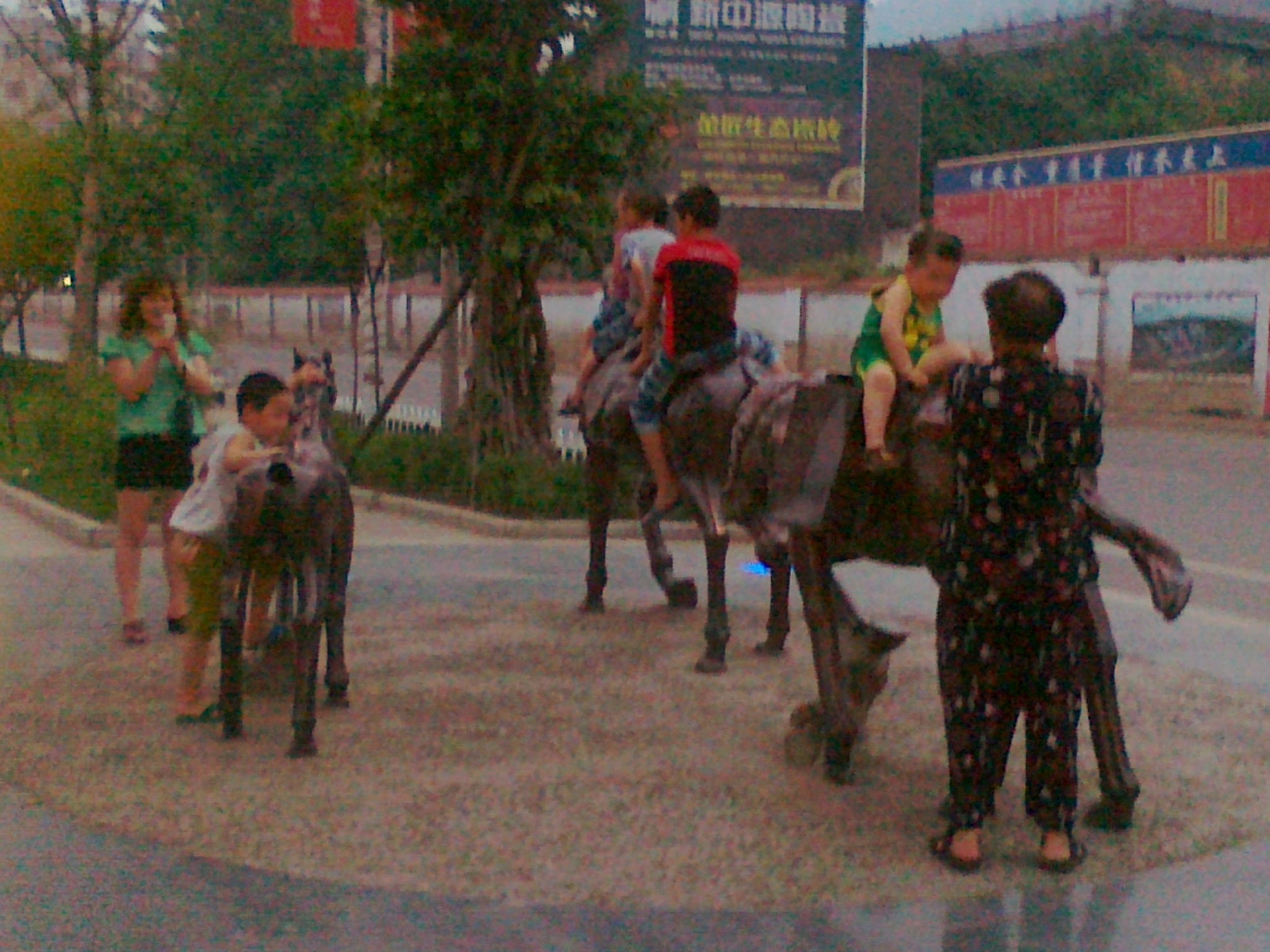 20120520766.jpg