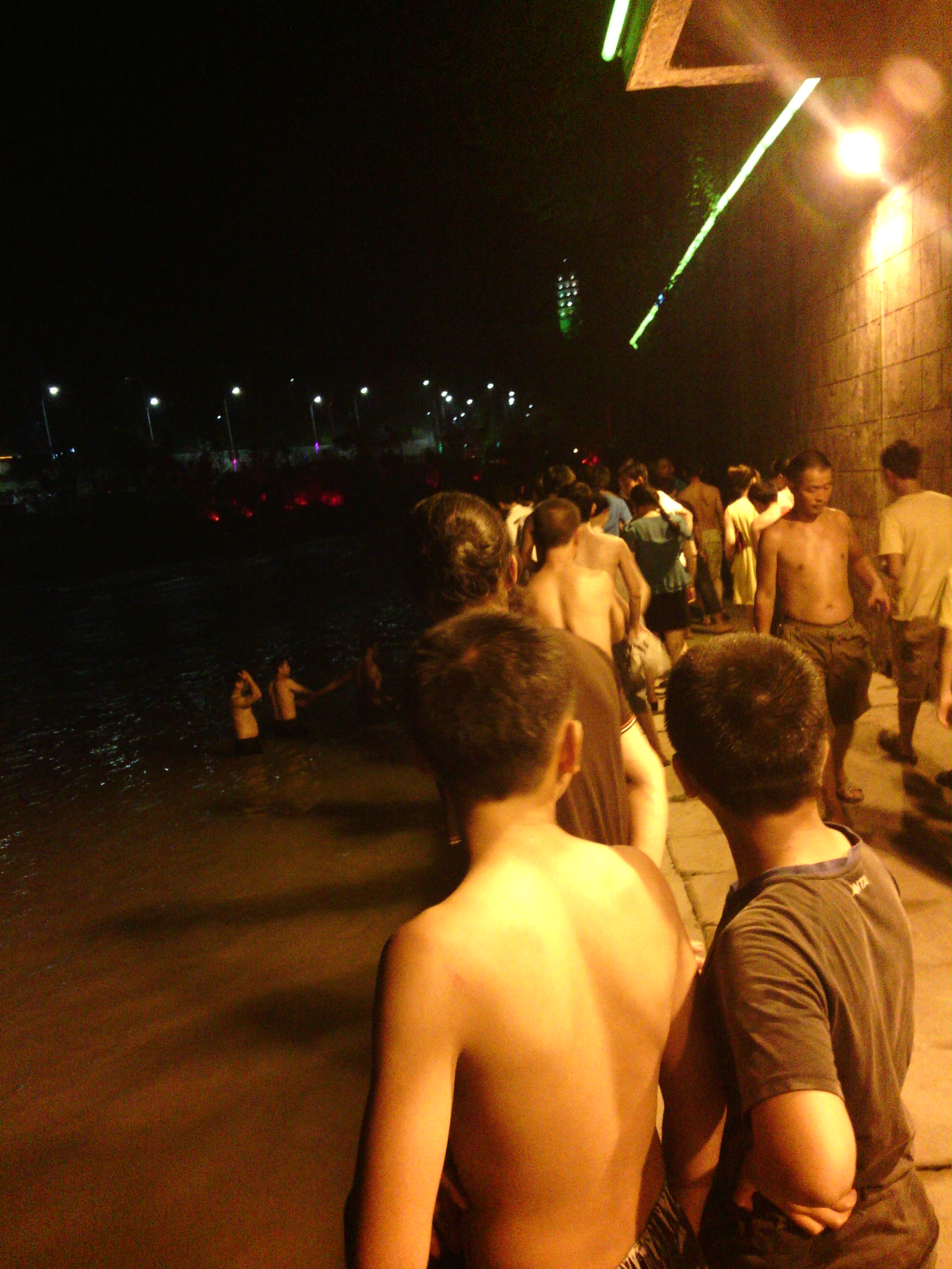 IMG_20120816_215942_0.jpg