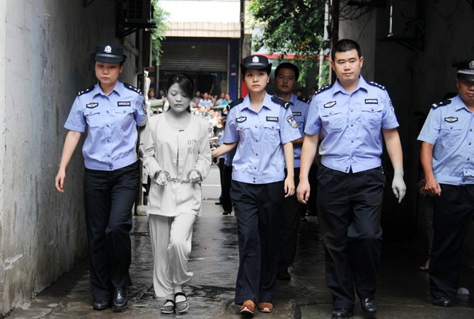 psbCAKPM1LC.jpg
