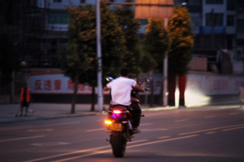 psbCA5SQ14P.jpg