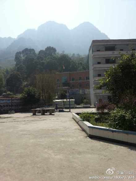 05.jpg