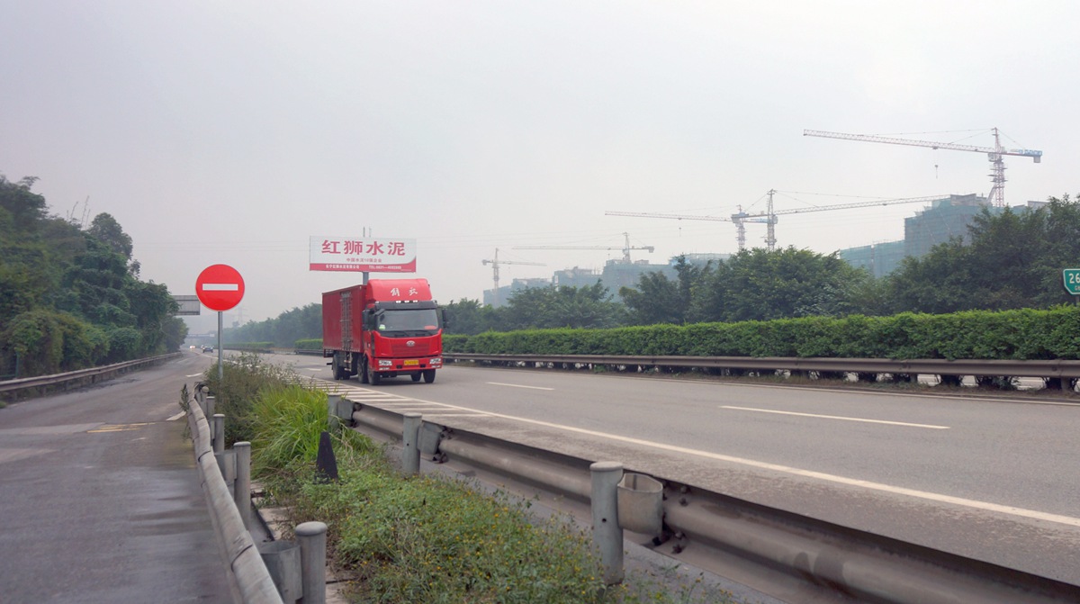 DSC07880_.jpg