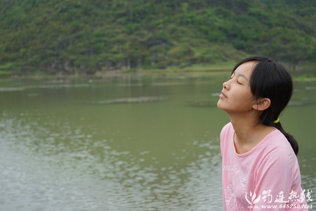 DSC00981_.jpg
