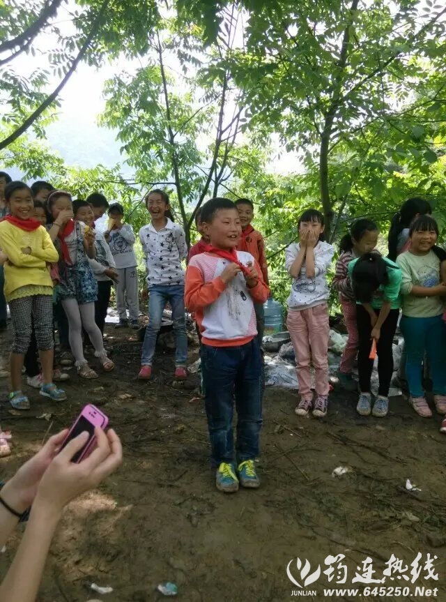 СƷ