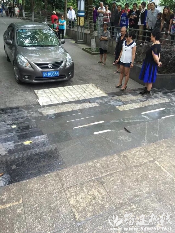 58203