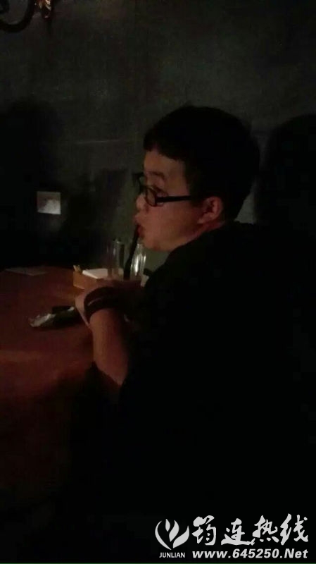 72687