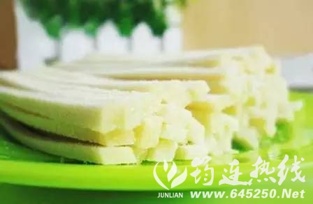 bd2b18178a2046da7d540aee5003fad3.jpg