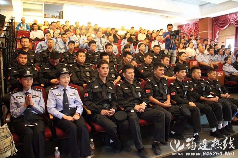 1eac9bcdd6a5a55d2abe1fc96a24ae2e.jpg