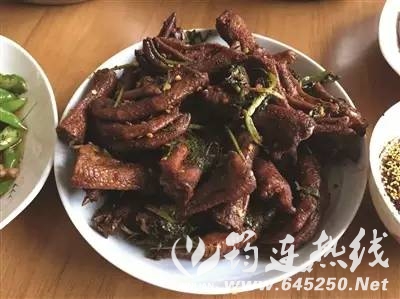 19ca3c8bc2226adb6b759caa790b703d.jpg