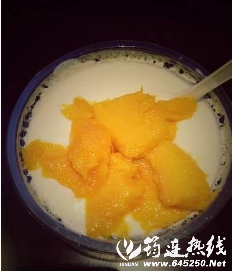 76f5de8a06e35754ccf51a112001abc3.jpg