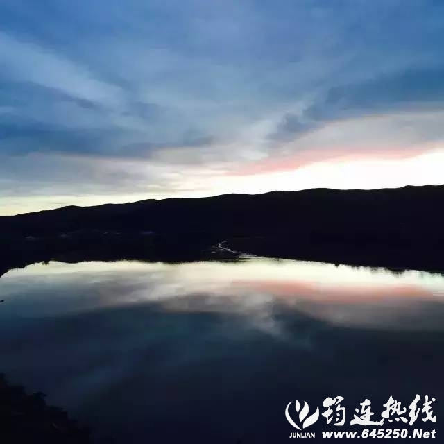 1c26b99f7dc8fb6a7d2e11ae399e623a.jpg