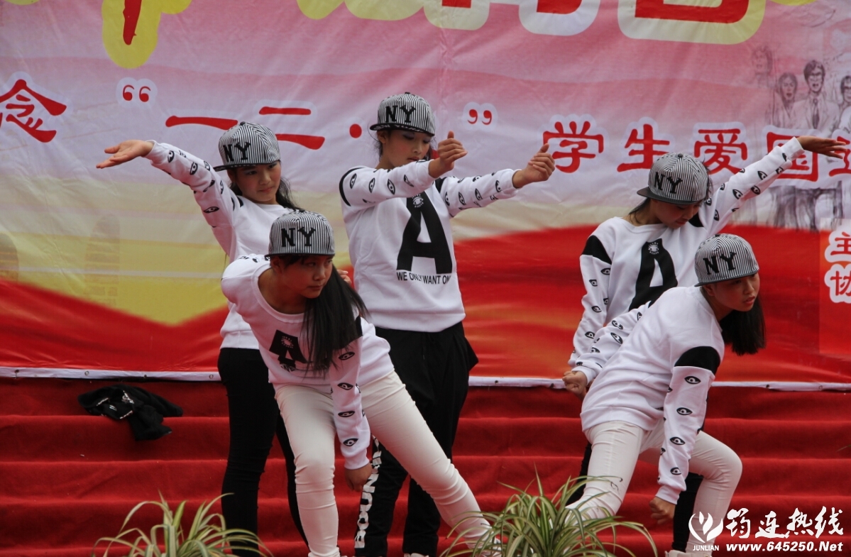 c936f07f85b29dd73aa44a6152ce4b13.jpg