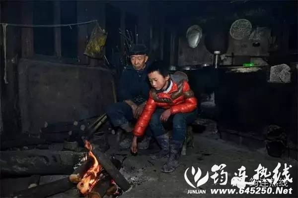 53c93cb67c91392f0dd3b9414fdb1505.jpg
