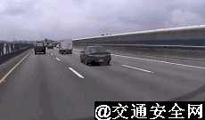 e1b1067c4f5de2e8ed745209a474b060.gif